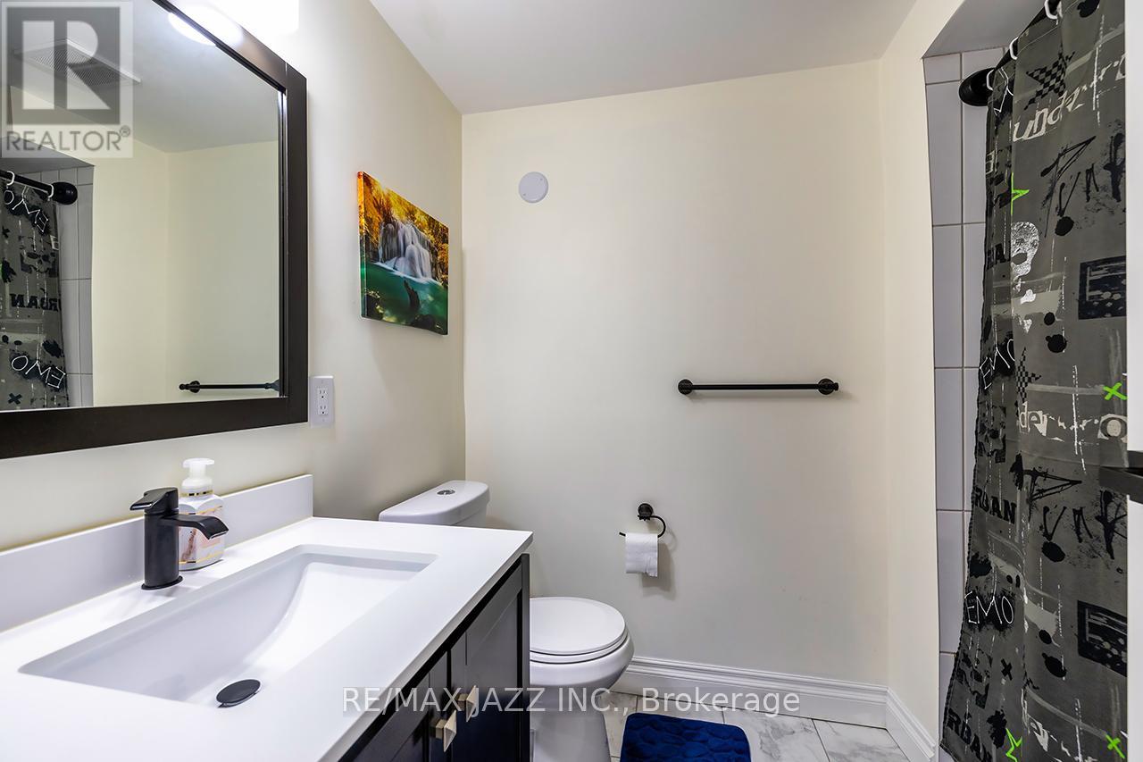 843 Charisma Crescent, Oshawa, Ontario  L1J 7S8 - Photo 45 - E12353492