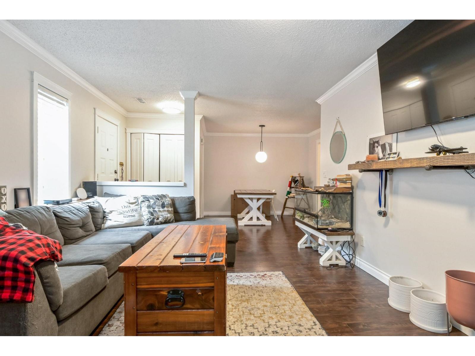 424 34909 Old Yale Road, Abbotsford, British Columbia  V3G 2E7 - Photo 3 - R3038548