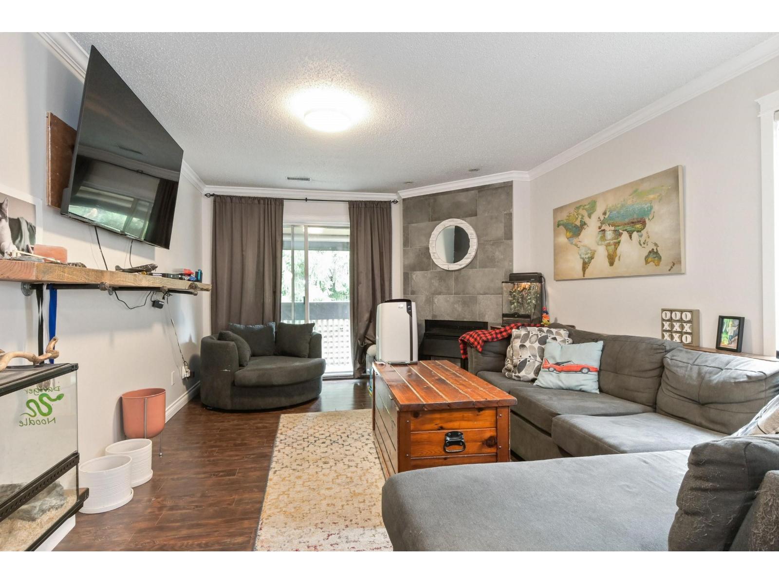 424 34909 Old Yale Road, Abbotsford, British Columbia  V3G 2E7 - Photo 2 - R3038548