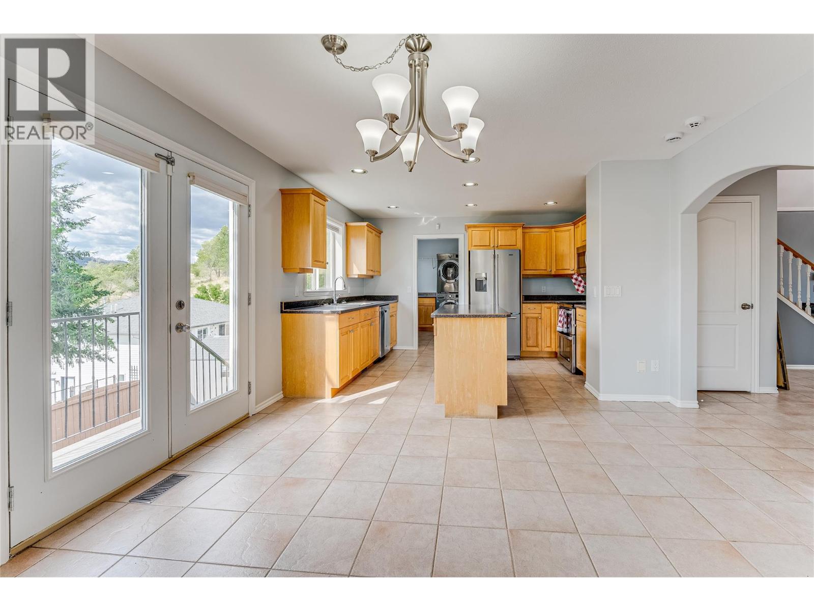 5808 Richfield Place, Vernon, British Columbia  V1H 1A6 - Photo 11 - 10359683