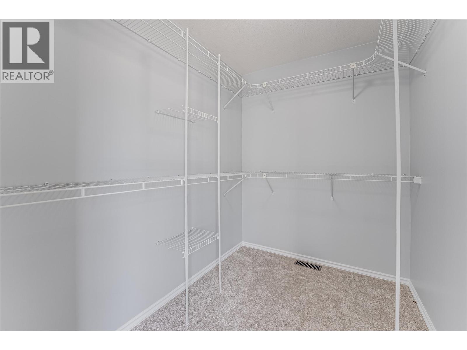 5808 Richfield Place, Vernon, British Columbia  V1H 1A6 - Photo 35 - 10359683