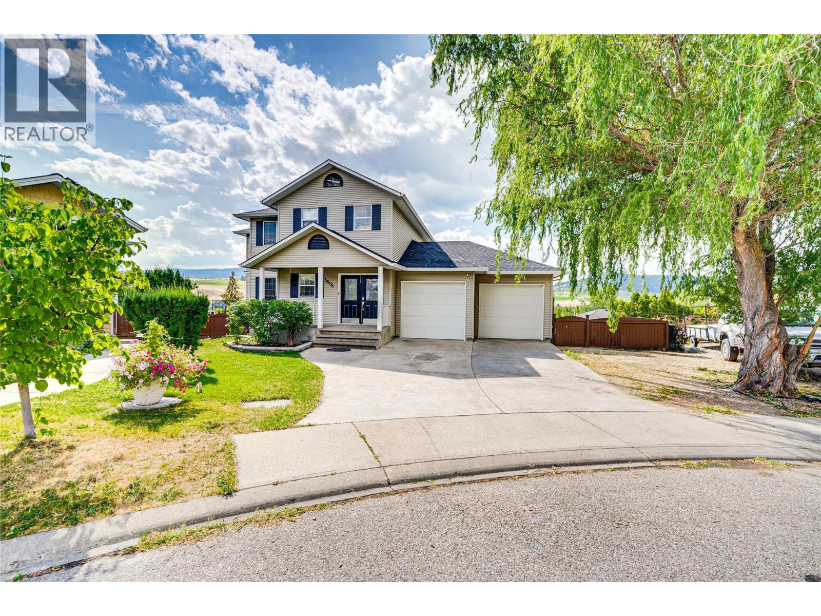 5808 Richfield Place, Vernon, British Columbia  V1H 1A6 - Photo 2 - 10359683