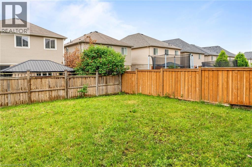 47 Pondcliffe Drive, Kitchener, Ontario  N2R 0M3 - Photo 36 - 40752708
