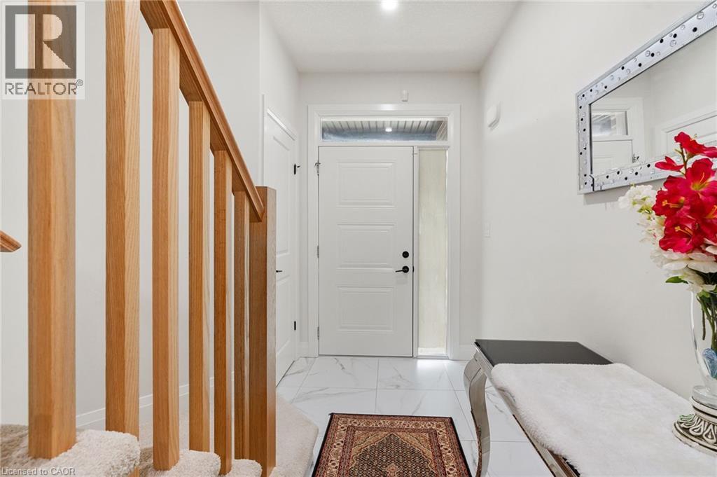 47 Pondcliffe Drive, Kitchener, Ontario  N2R 0M3 - Photo 6 - 40752708