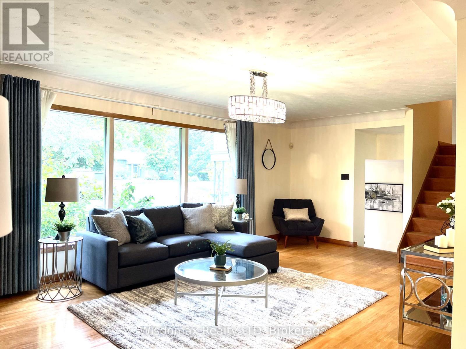 110 Riverview Boulevard, St. Catharines, Ontario  L2T 3M2 - Photo 7 - X12352106