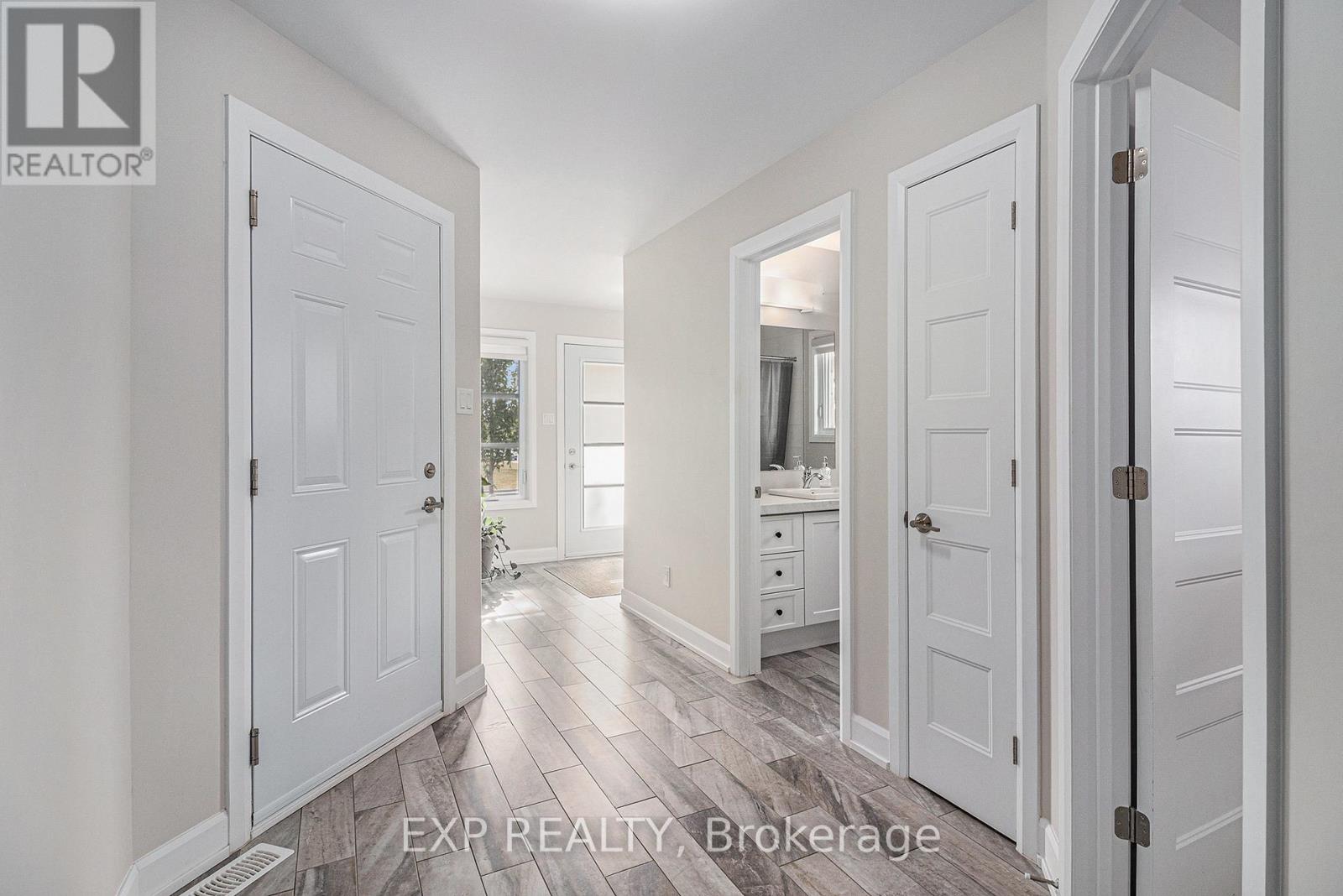 Property at 701 AZURE STREET image 5