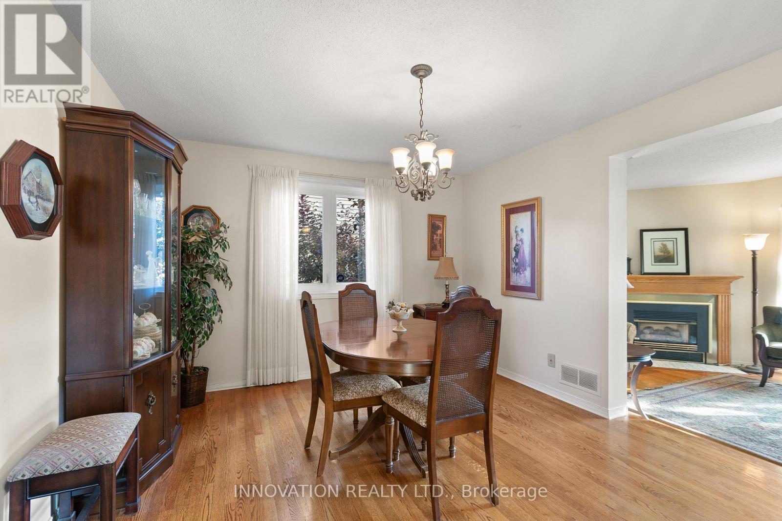 32 Framingham Crescent, Ottawa, Ontario  K2J 3J8 - Photo 6 - X12353479