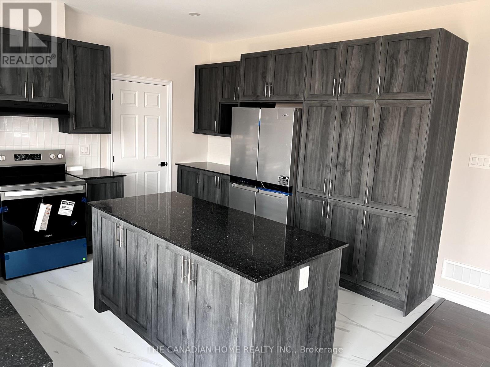 808 Anemone Mews, Ottawa, Ontario  K2J 0K6 - Photo 4 - X12353553