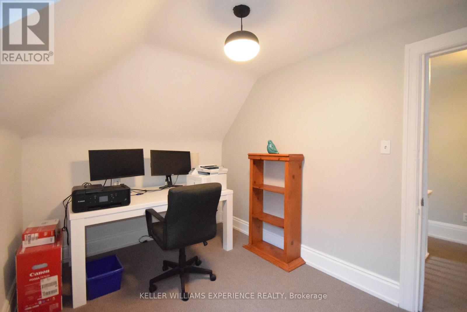 184 Bradford Street, Barrie, Ontario  L4N 3B5 - Photo 27 - S12353436