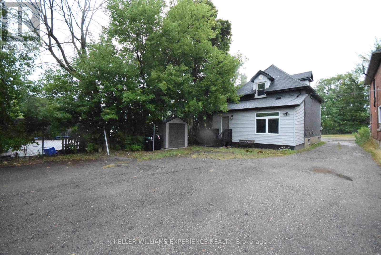184 Bradford Street, Barrie, Ontario  L4N 3B5 - Photo 32 - S12353436