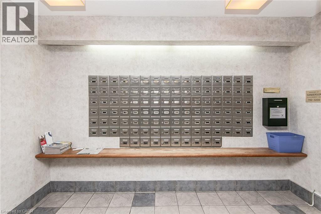 65 Westmount Road N Unit# 808, Waterloo, Ontario  N2L 5G6 - Photo 7 - 40754689