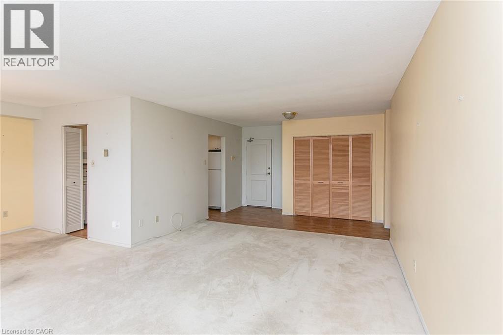 65 Westmount Road N Unit# 808, Waterloo, Ontario  N2L 5G6 - Photo 15 - 40754689