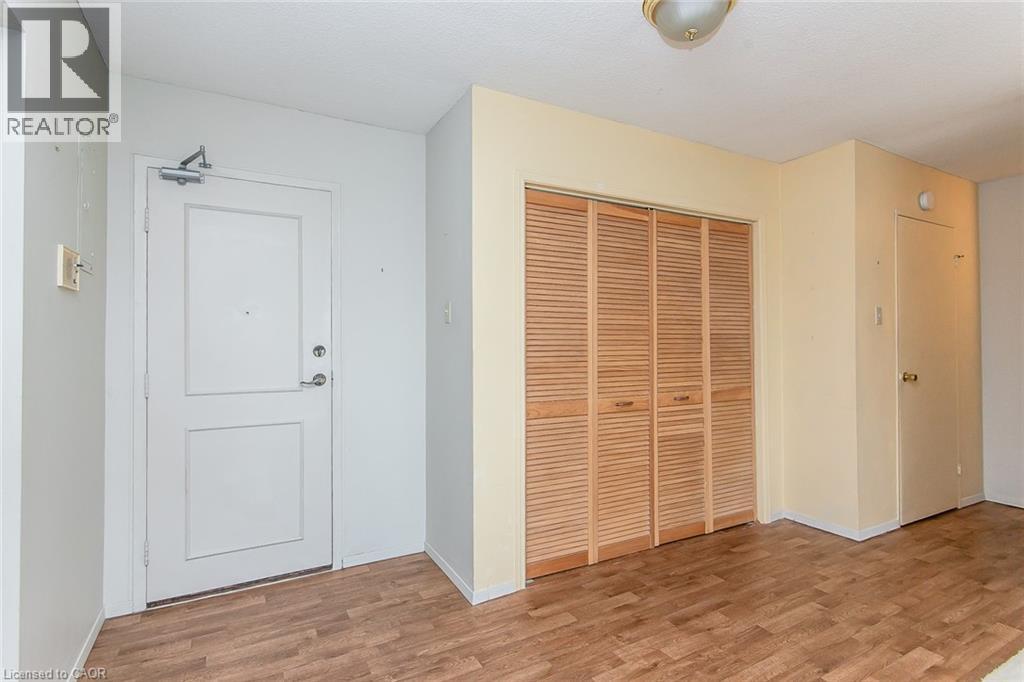 65 Westmount Road N Unit# 808, Waterloo, Ontario  N2L 5G6 - Photo 10 - 40754689