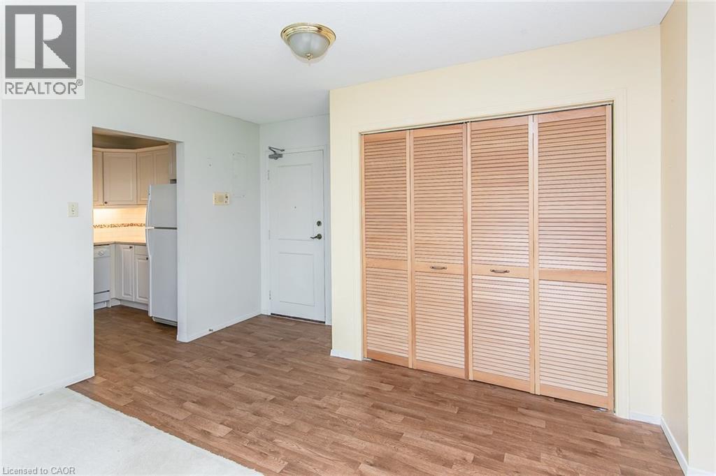 65 Westmount Road N Unit# 808, Waterloo, Ontario  N2L 5G6 - Photo 11 - 40754689