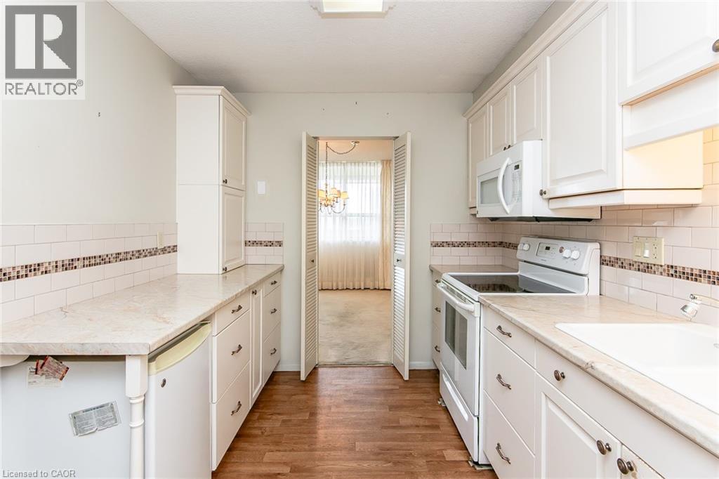 65 Westmount Road N Unit# 808, Waterloo, Ontario  N2L 5G6 - Photo 24 - 40754689