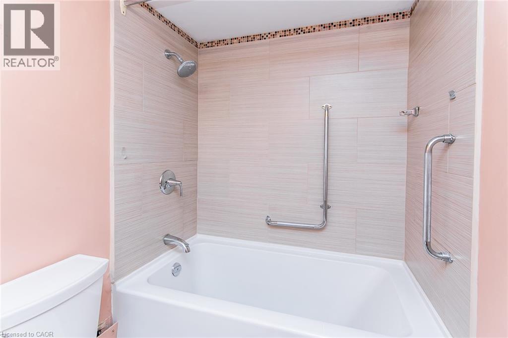 65 Westmount Road N Unit# 808, Waterloo, Ontario  N2L 5G6 - Photo 35 - 40754689