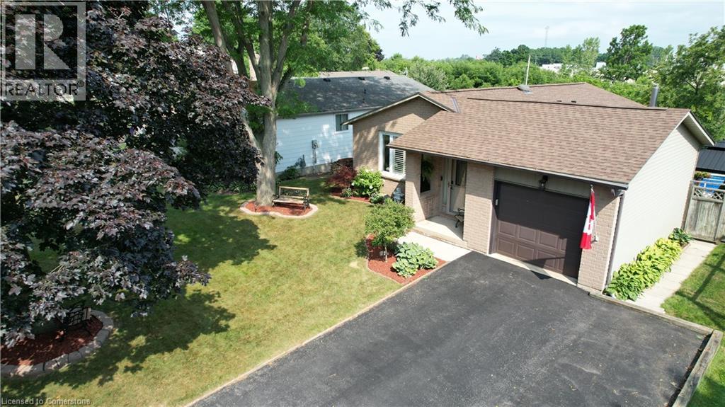 Property at 66 CRESTLYNN Crescent image 3