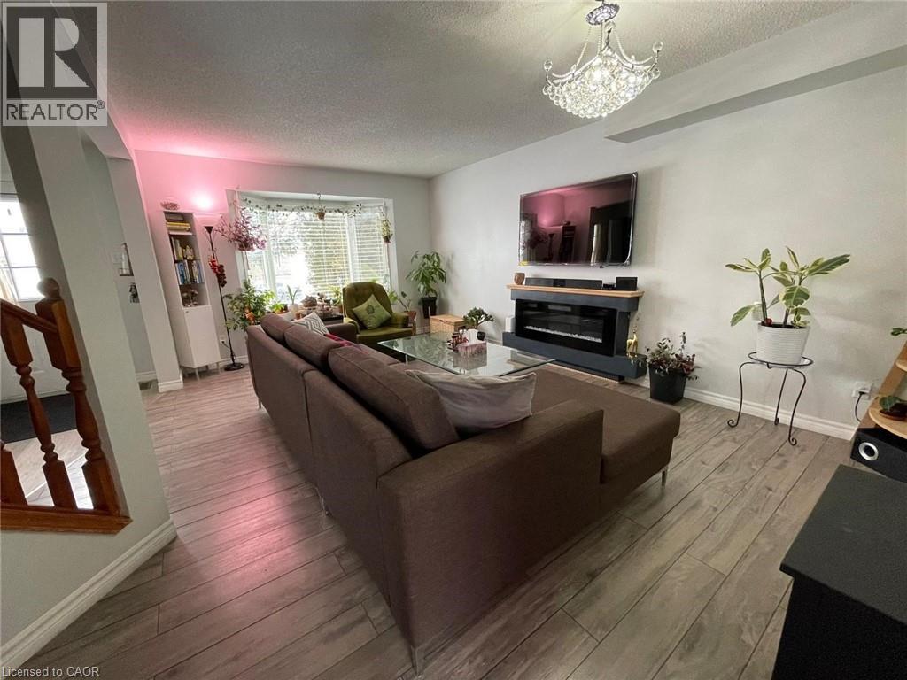 Property at 988 PROSPERITY Court image 3