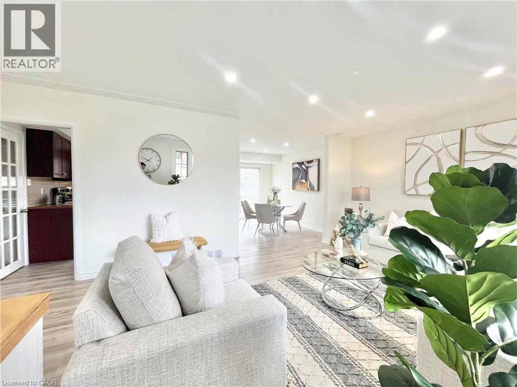 Photo 4 of 36 for 497 Regal Drive