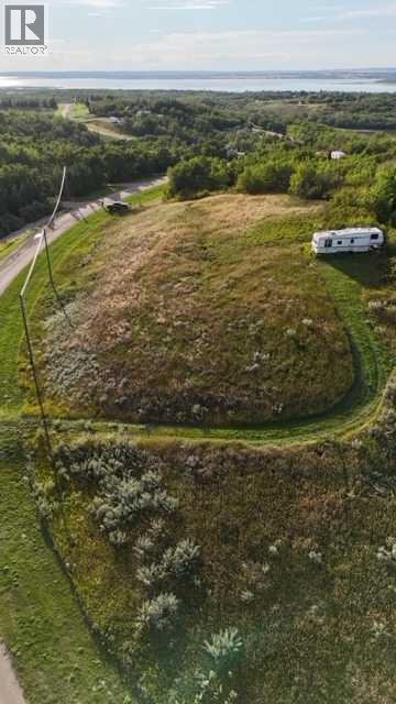 8 Whitetail Close, Rochon Sands, Alberta  T0C 2L0 - Photo 7 - A2190266