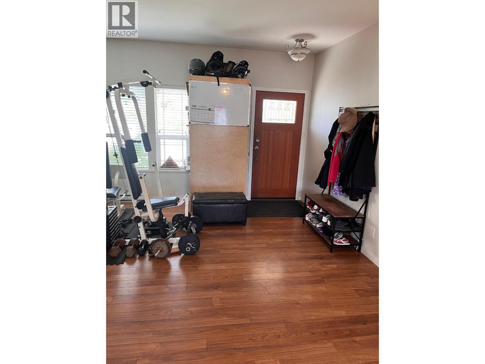 5756 Neptune Road, Sechelt, British Columbia  V0N 3A0 - Photo 8 - R3032662