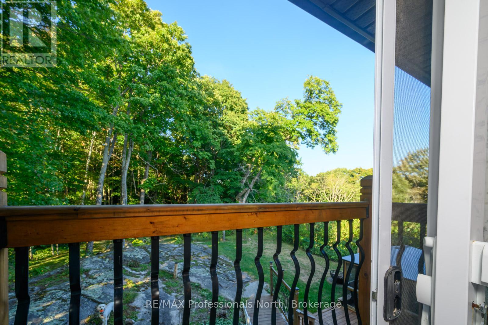 40 Glenwood Drive, Huntsville, Ontario  P1H 1B6 - Photo 28 - X12353462