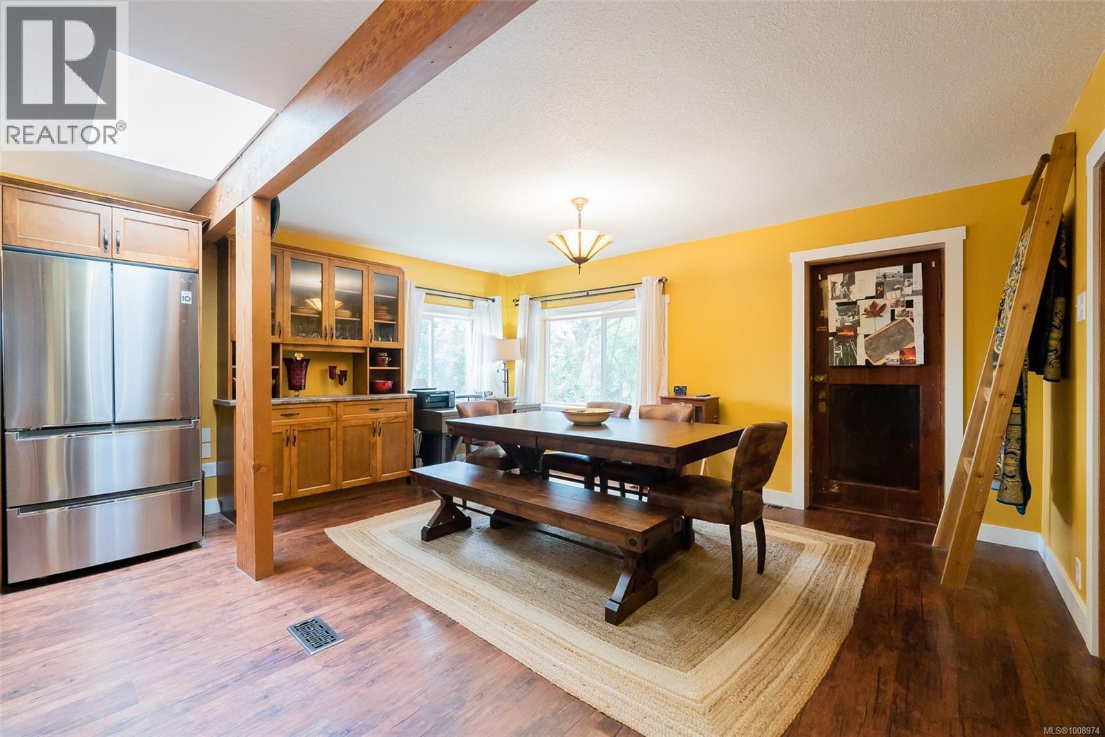 Property at 1634 Cedar Rd image 3