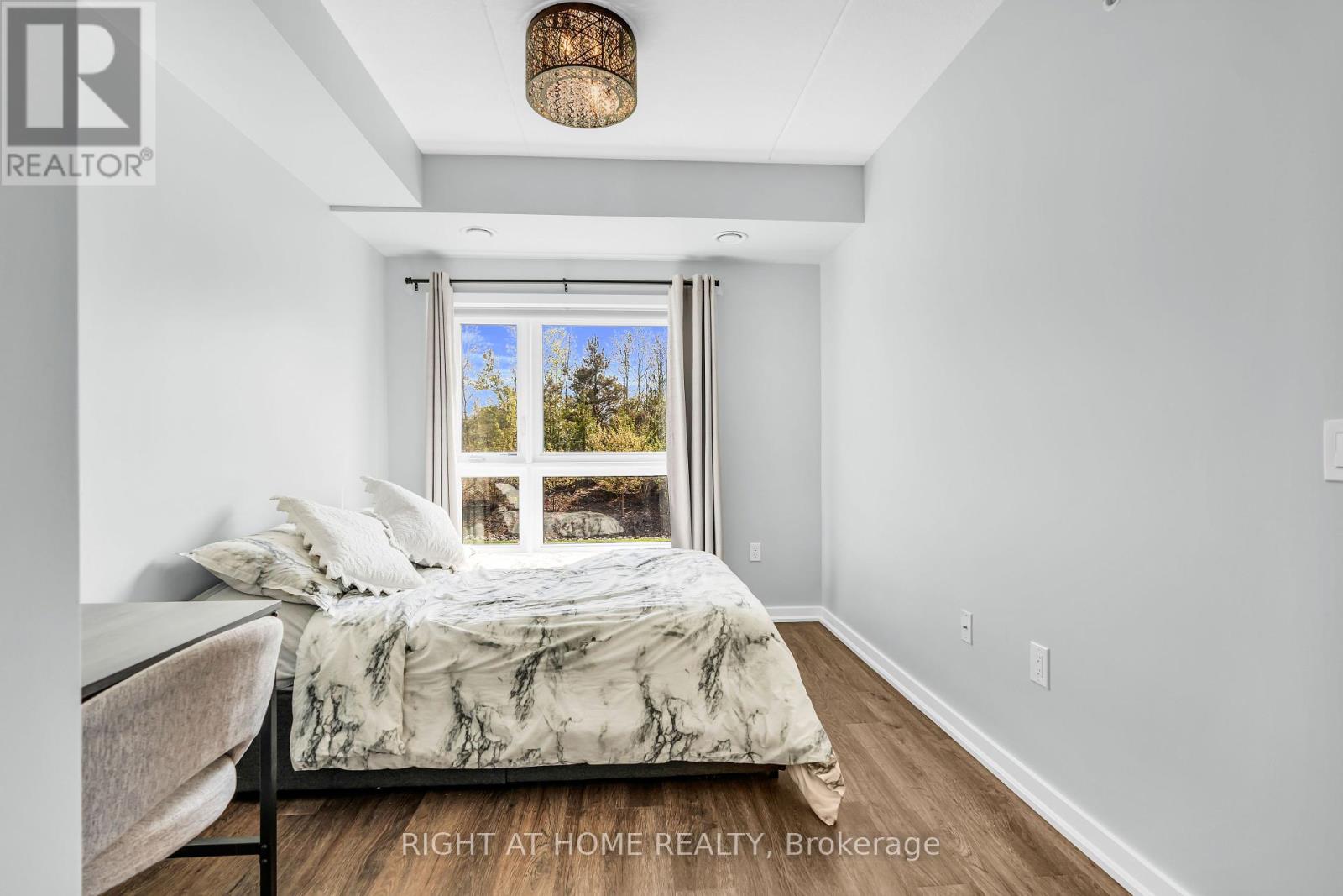 Ll12 - 25 Kay Crescent, Guelph, Ontario N1L 0P2 - Photo 13 - X12353388