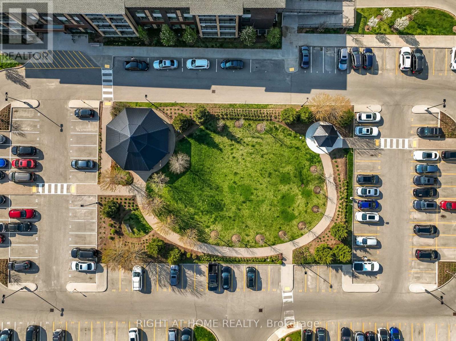 Ll12 - 25 Kay Crescent, Guelph, Ontario N1L 0P2 - Photo 26 - X12353388