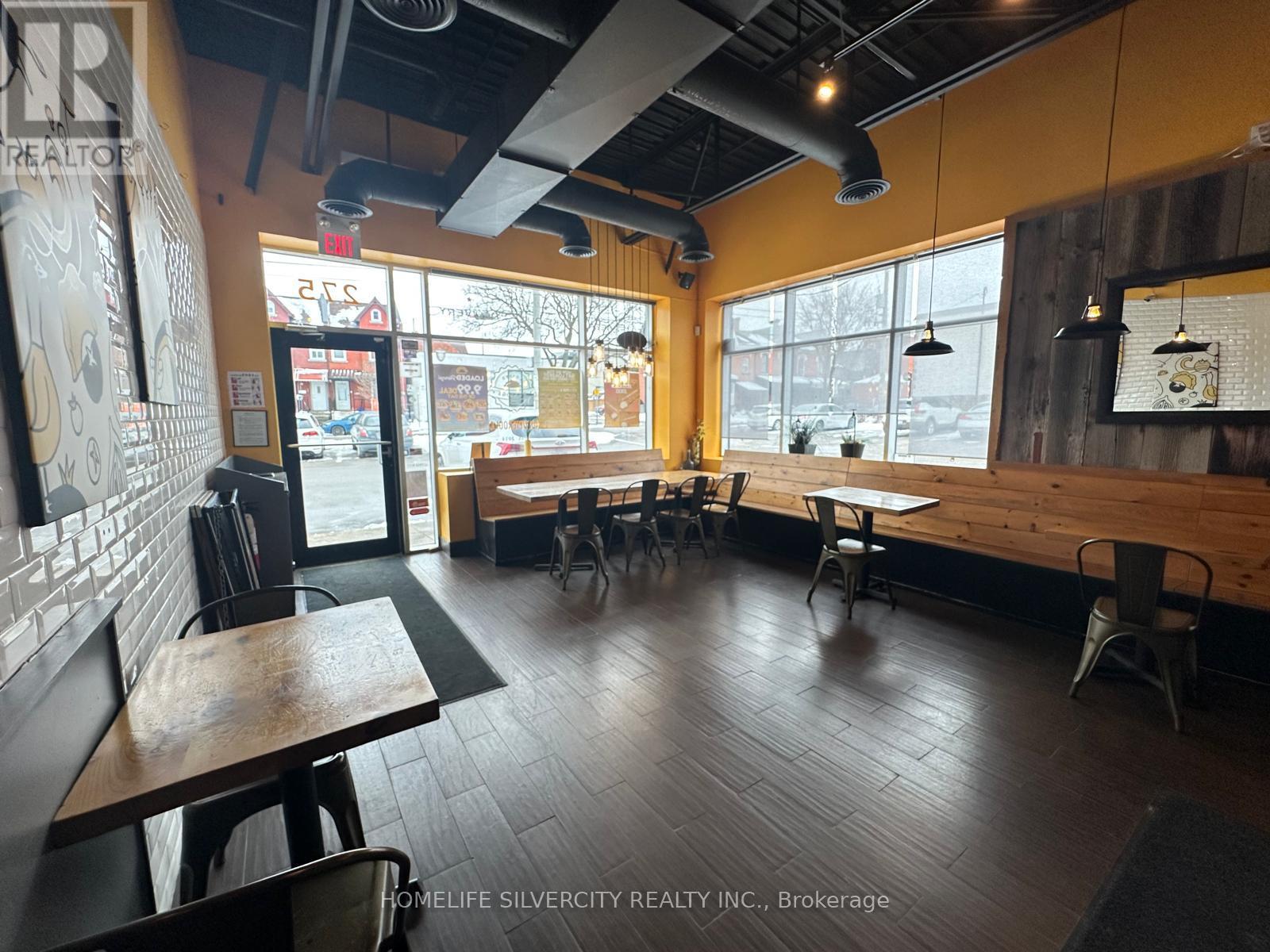 3 - 275 James Street N, Hamilton (Central), Ontario  L8R 2G2 - Photo 4 - X12353412