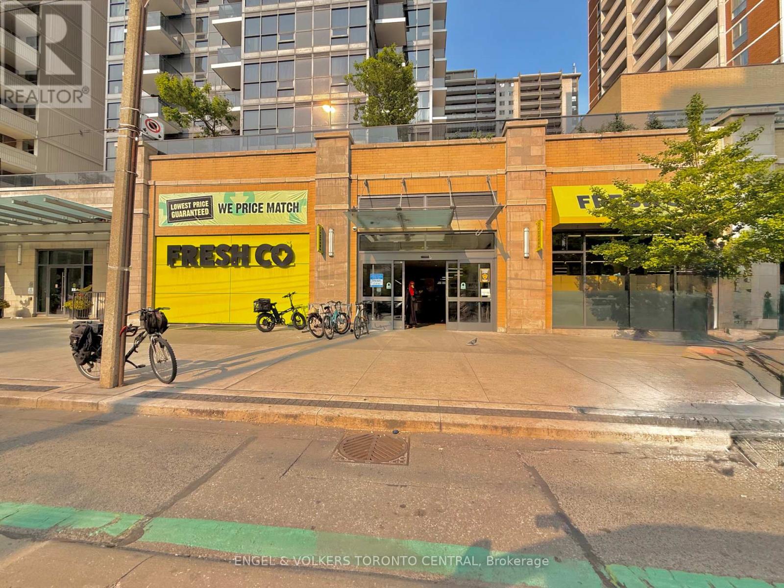 208 - 225 Wellesley Street E, Toronto, Ontario  M4X 1X8 - Photo 43 - C12353574