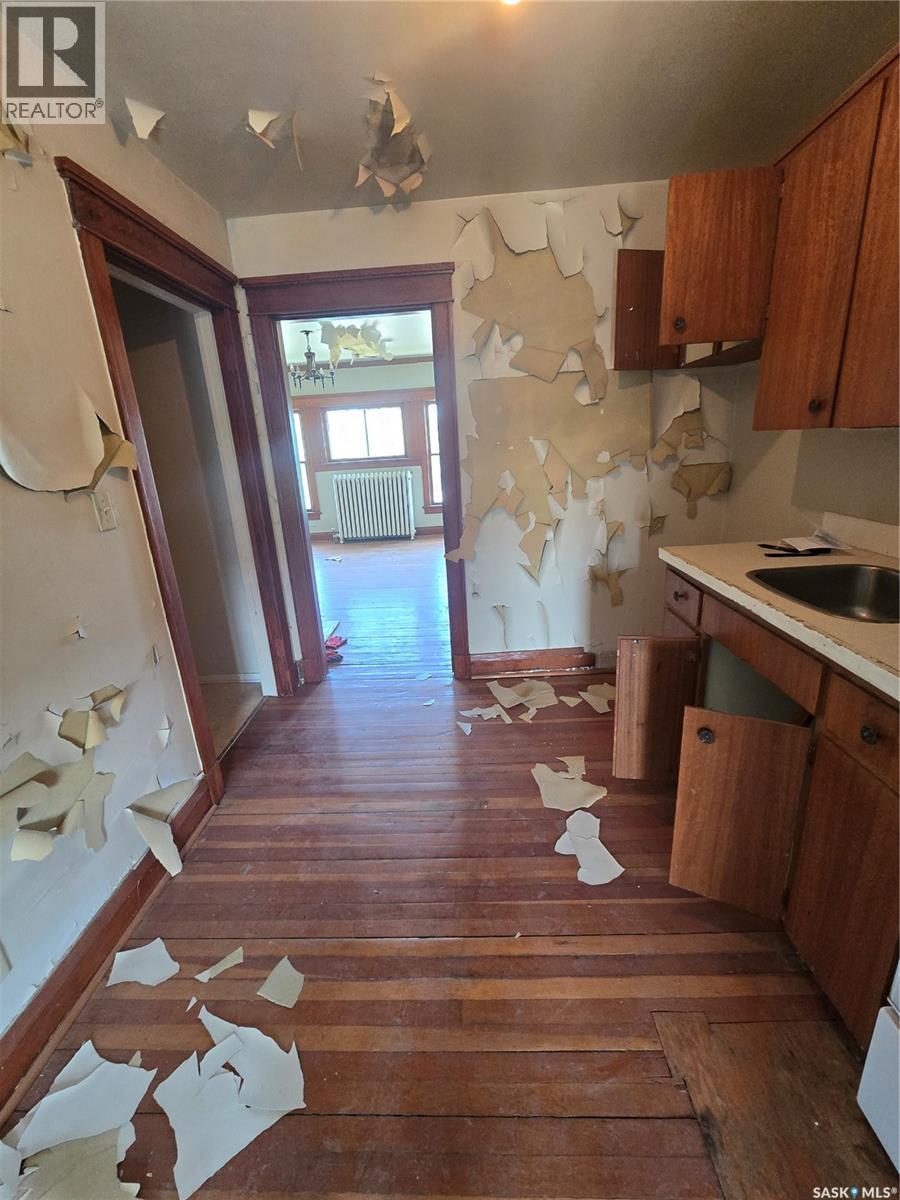 347 Government Road Nw, Weyburn, Saskatchewan  S4H 0P5 - Photo 35 - SK016023