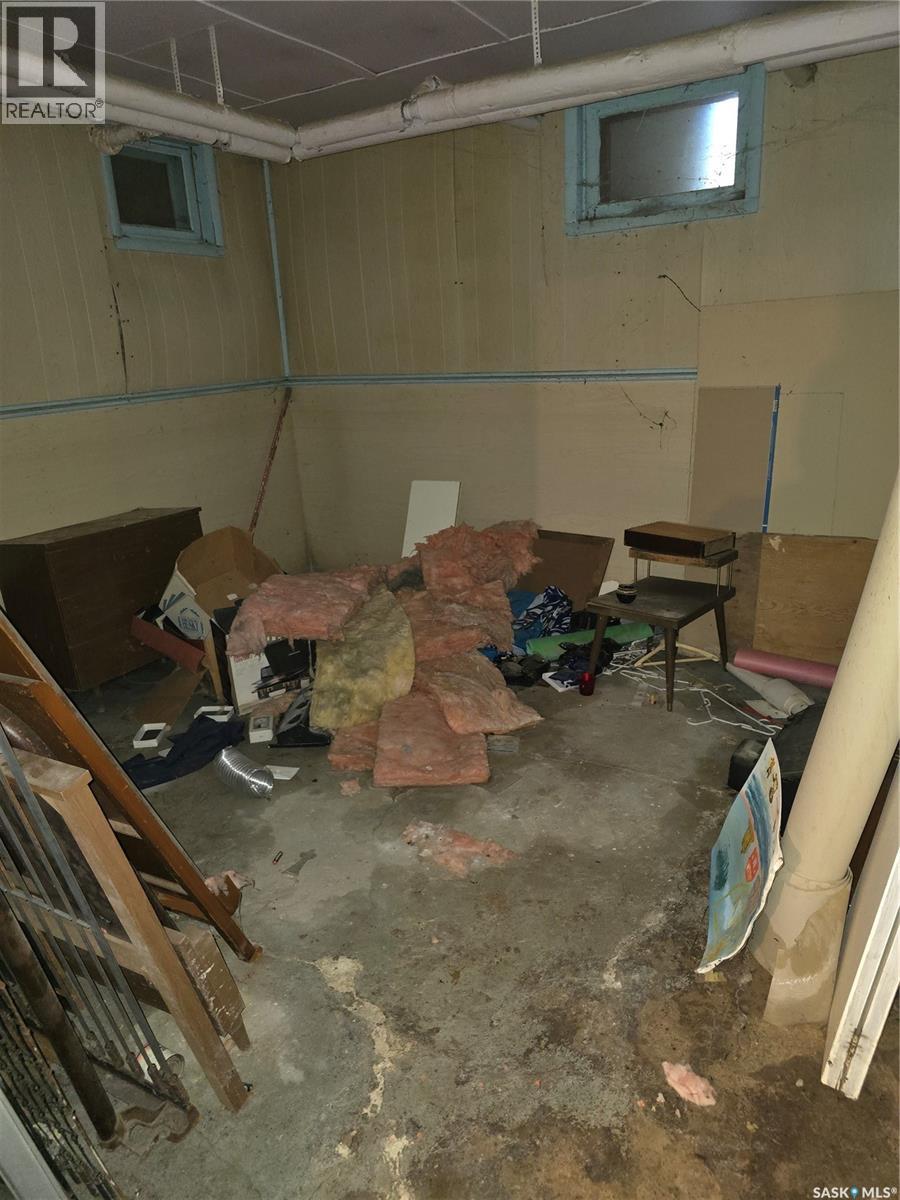 347 Government Road Nw, Weyburn, Saskatchewan  S4H 0P5 - Photo 47 - SK016023
