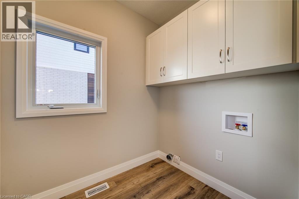 106 South Parkwood Boulevard, Elmira, Ontario  N3B 0E6 - Photo 10 - 40688450