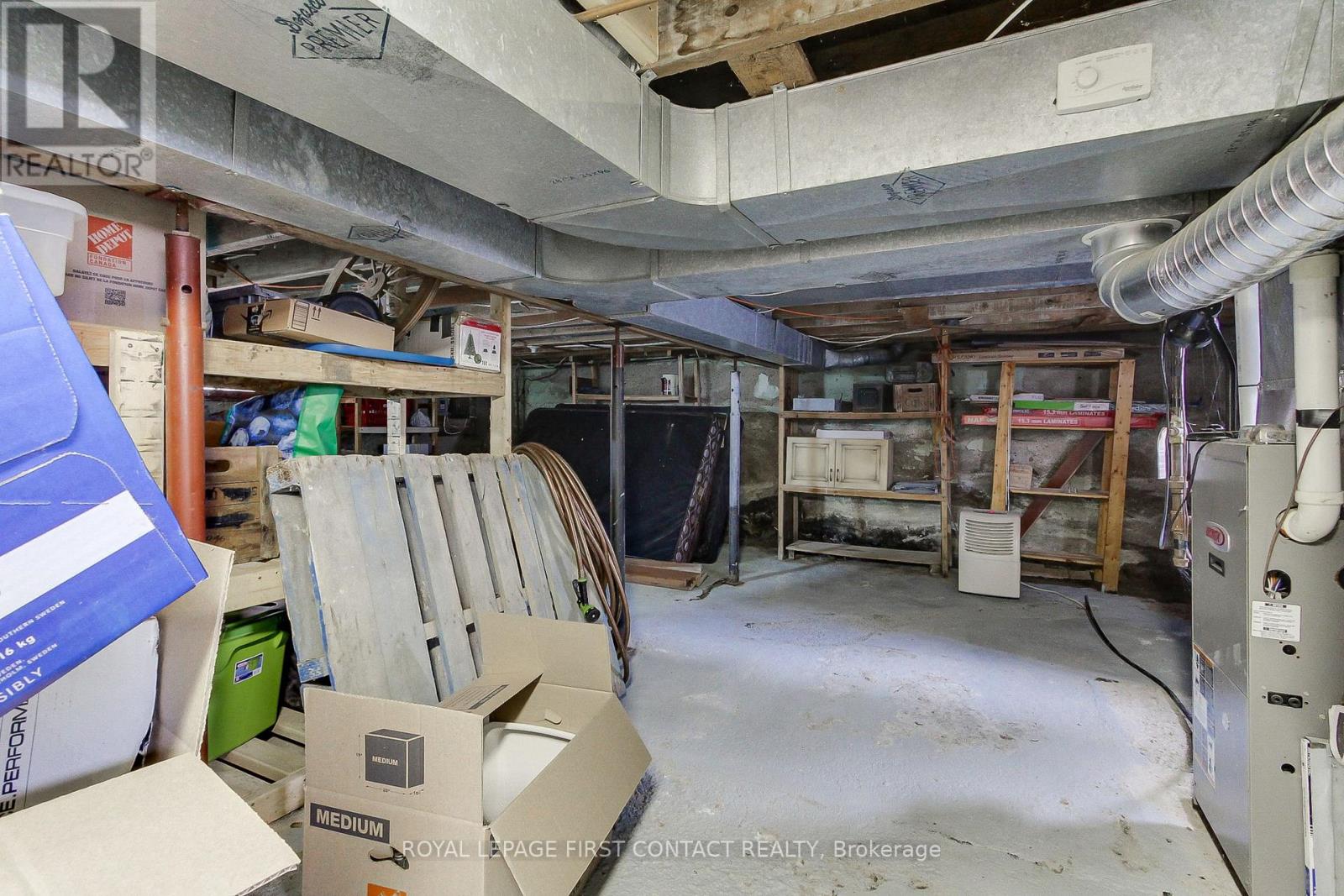 145 Wesley Street, Newmarket, Ontario  L3Y 3N9 - Photo 40 - N12353476
