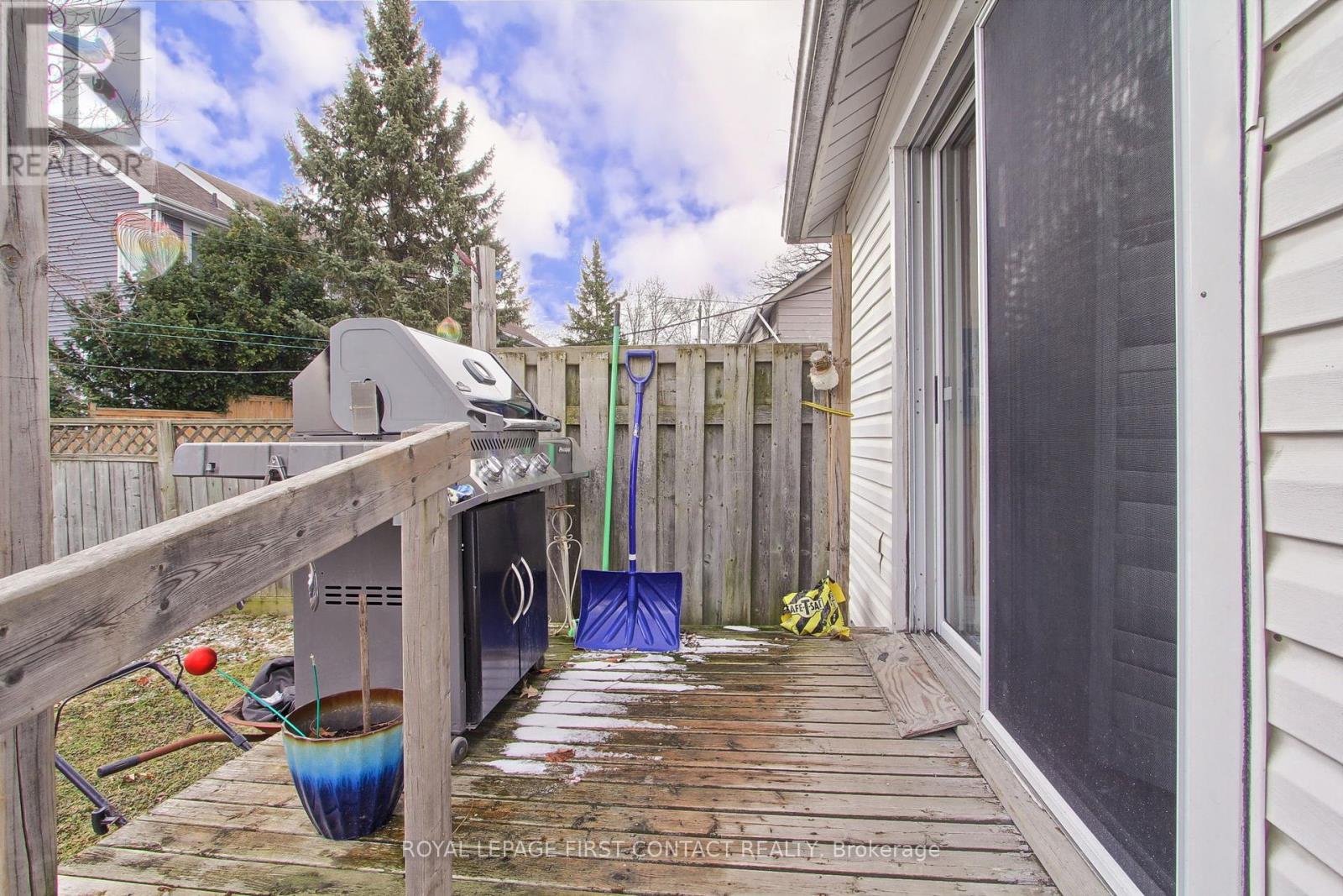 145 Wesley Street, Newmarket, Ontario  L3Y 3N9 - Photo 41 - N12353476
