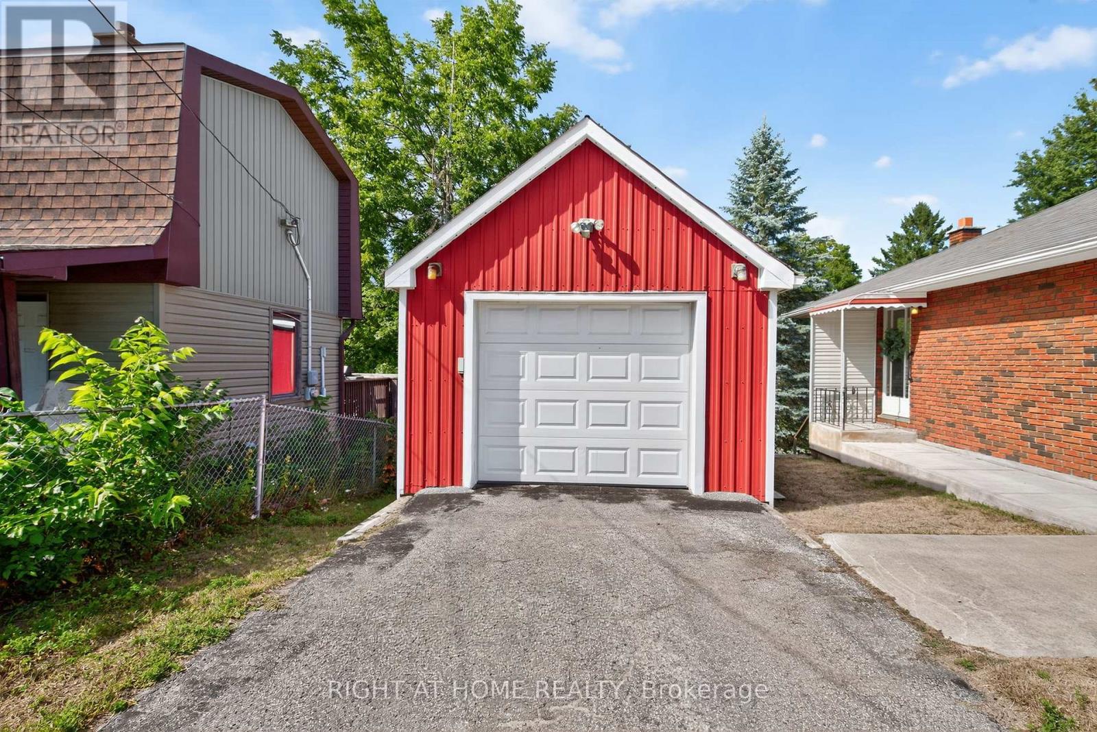 167 Margaret Street, Essa, Ontario  L0M 1B0 - Photo 45 - N12353480