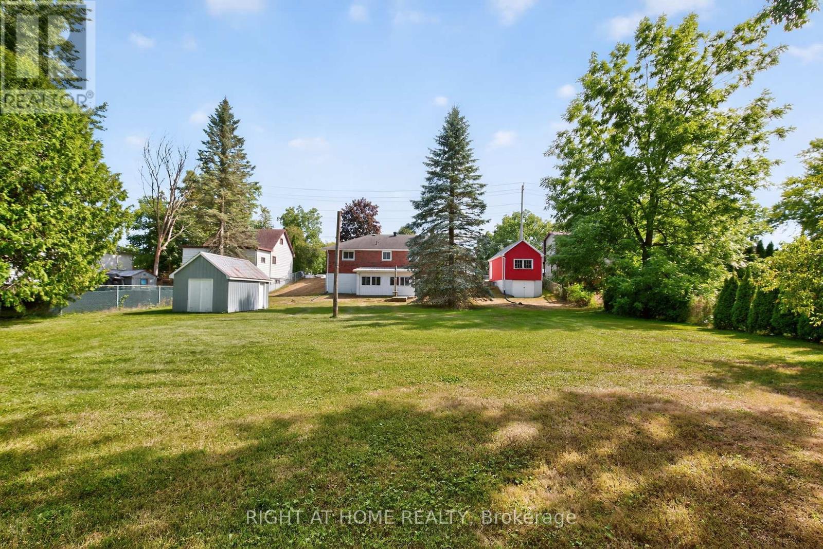 167 Margaret Street, Essa, Ontario  L0M 1B0 - Photo 5 - N12353480