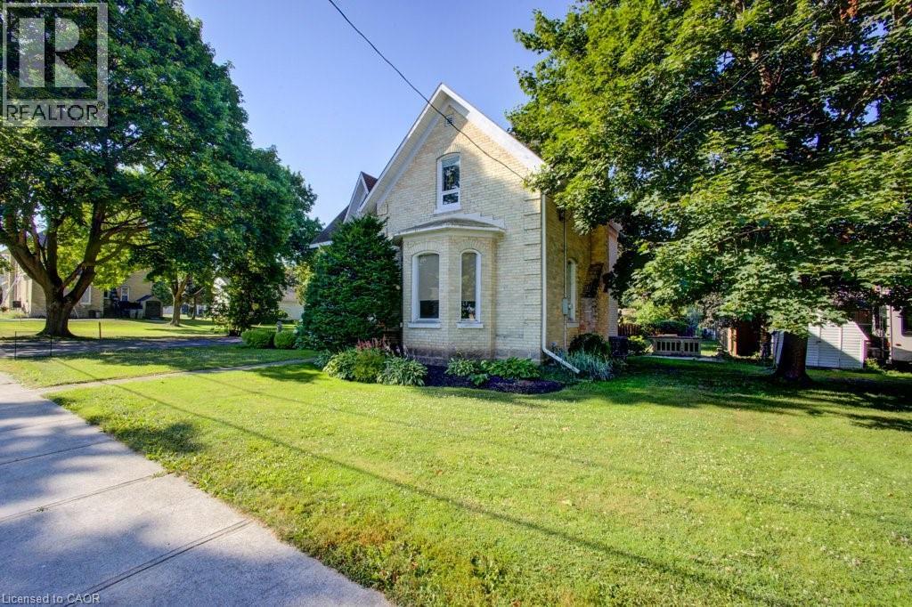 34 Queen Street W, Brussels, Ontario  N0G 1H0 - Photo 2 - 40689609