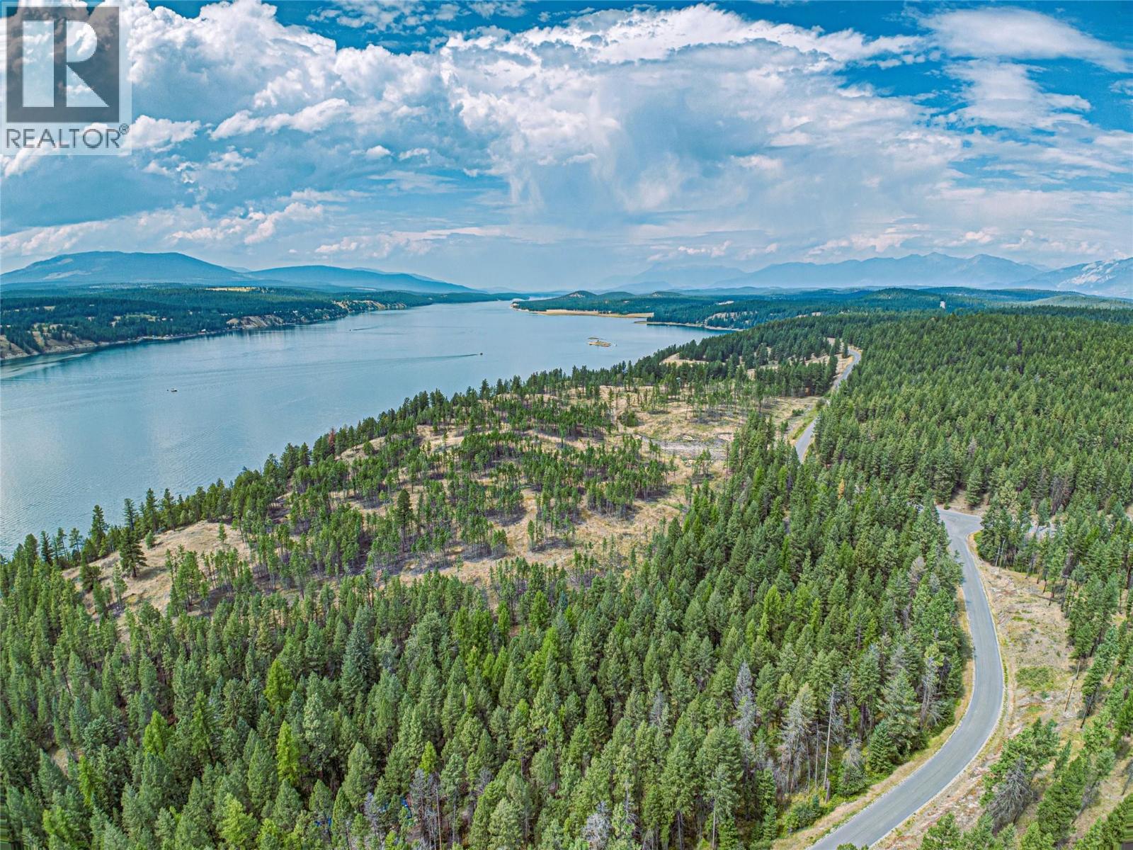 1347 Waldo Road, Baynes Lake, British Columbia  V0B 1T4 - Photo 14 - 10359873