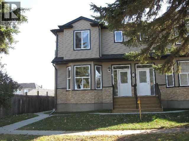 121a 5 Avenue, Strathmore, Alberta  T1P 1B7 - Photo 4 - A2247026