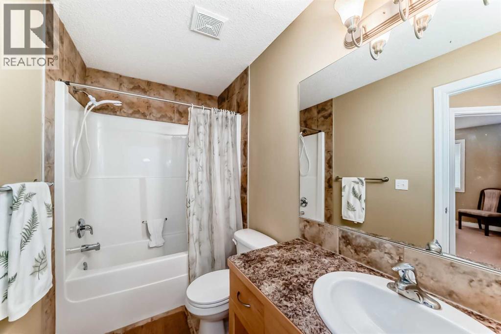 121a 5 Avenue, Strathmore, Alberta  T1P 1B7 - Photo 9 - A2247026