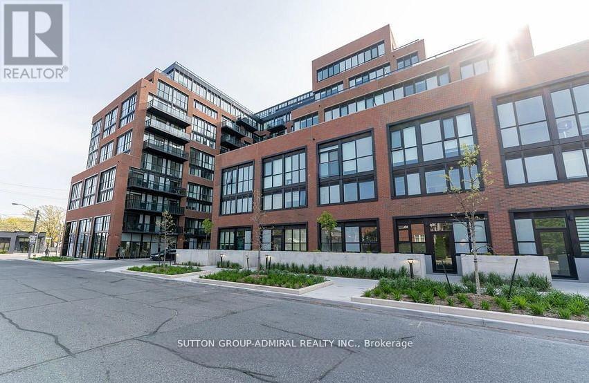 718 - 2300 St Clair Avenue W, Toronto, Ontario M6N 1K8 - Photo 2 - W12353547