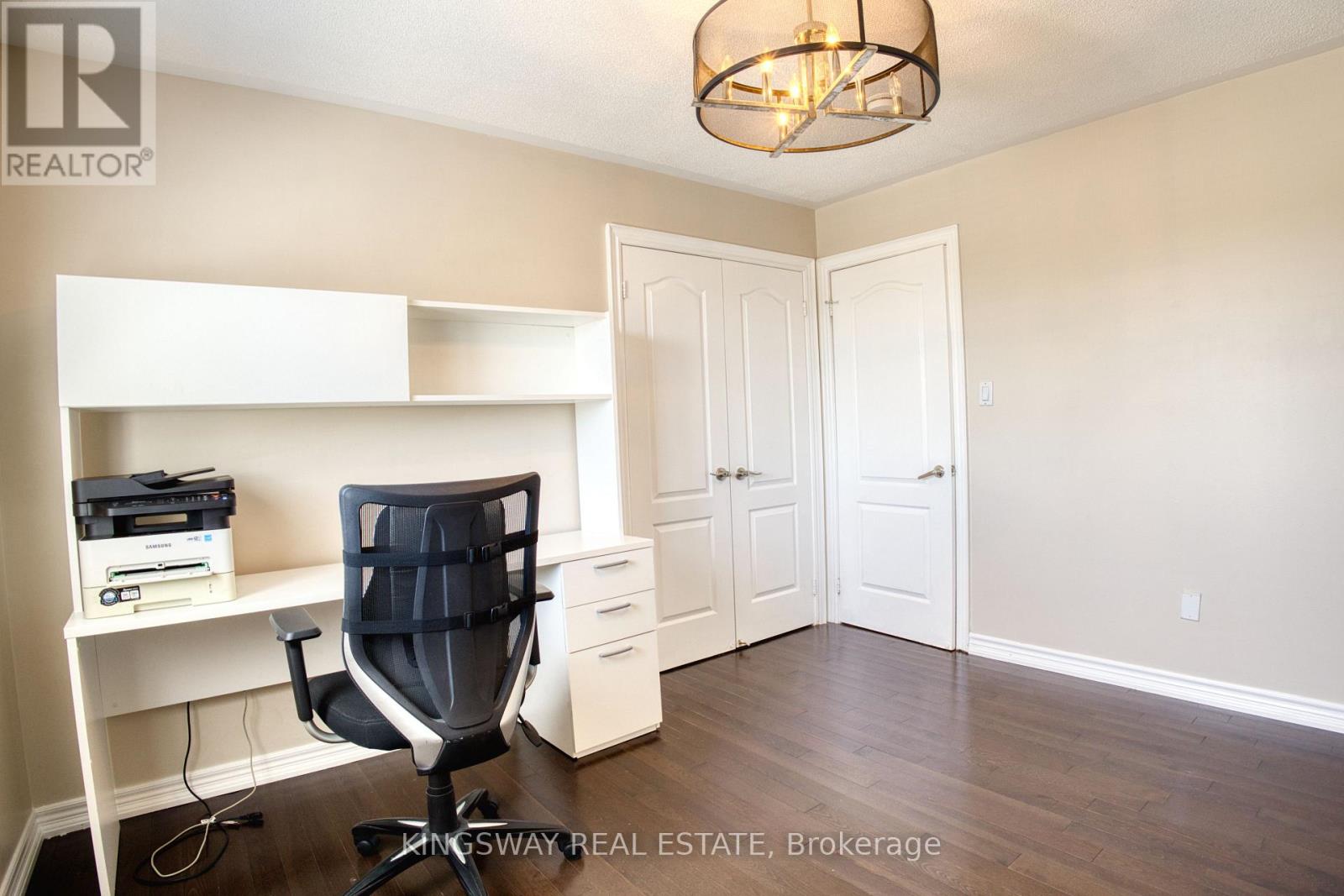 3194 World Series Court, Mississauga, Ontario  L5N 7N8 - Photo 16 - W12353562