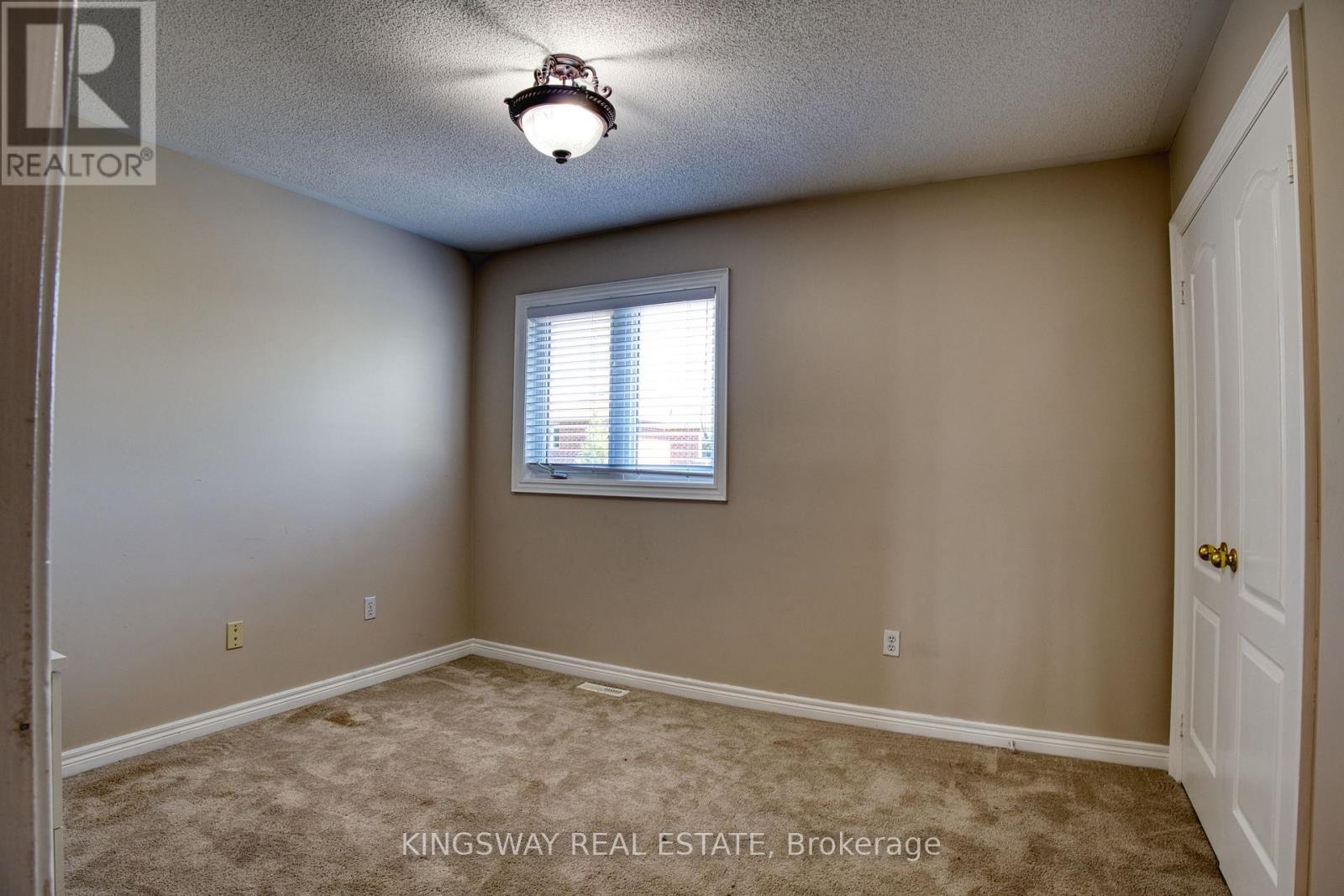 3194 World Series Court, Mississauga, Ontario  L5N 7N8 - Photo 17 - W12353562