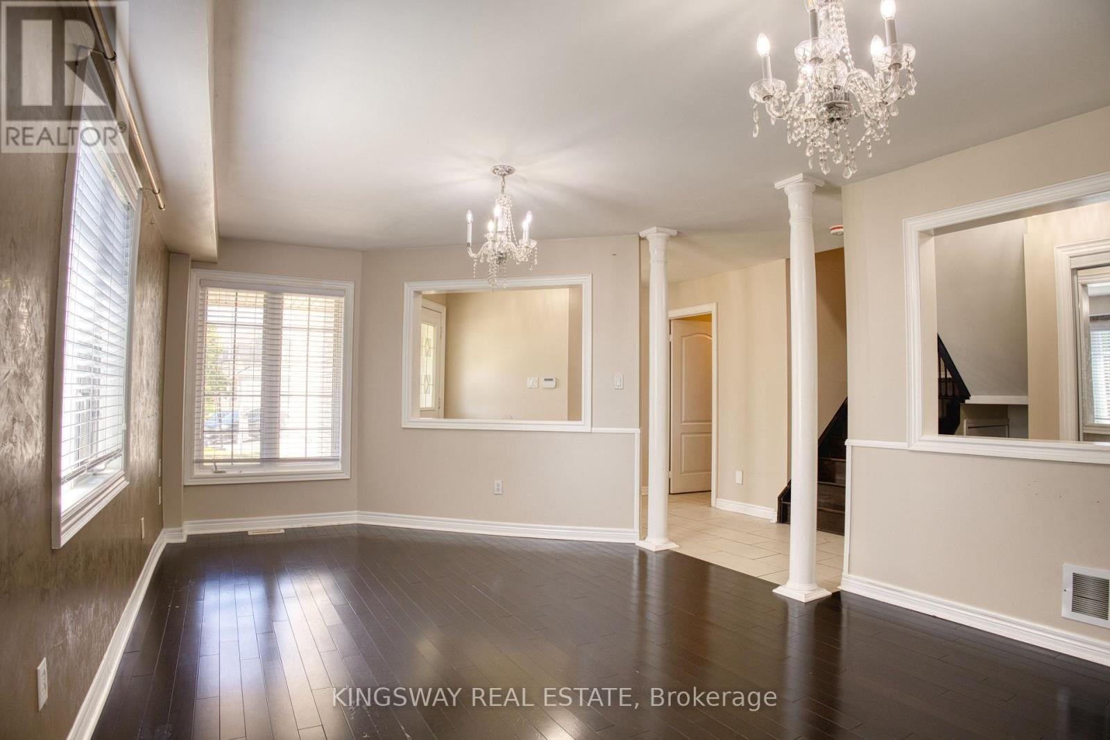 3194 World Series Court, Mississauga, Ontario  L5N 7N8 - Photo 5 - W12353562