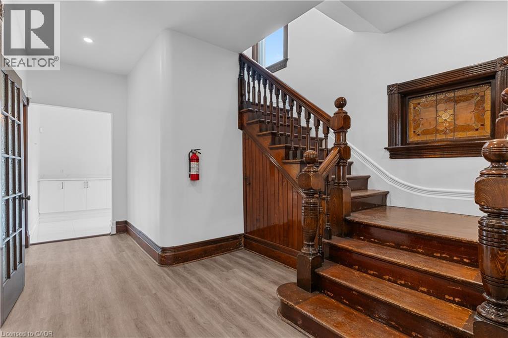 18 Weber Street W Unit# Office 7, Kitchener, Ontario  N2H 3Z2 - Photo 3 - 40701380