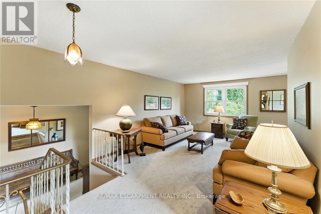 2682 Jerseyville Road W, Hamilton, Ontario  L0R 1R0 - Photo 8 - X12353458