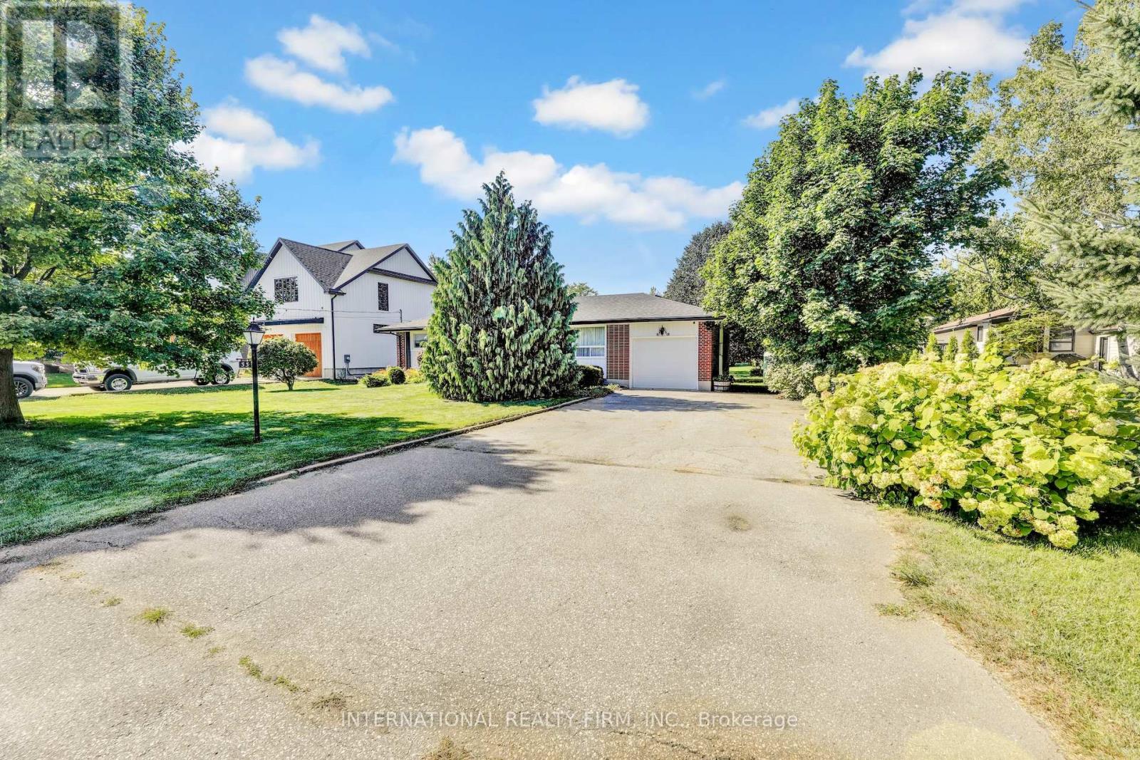 33 RIDGEWAY AVENUE, Guelph, Ontario