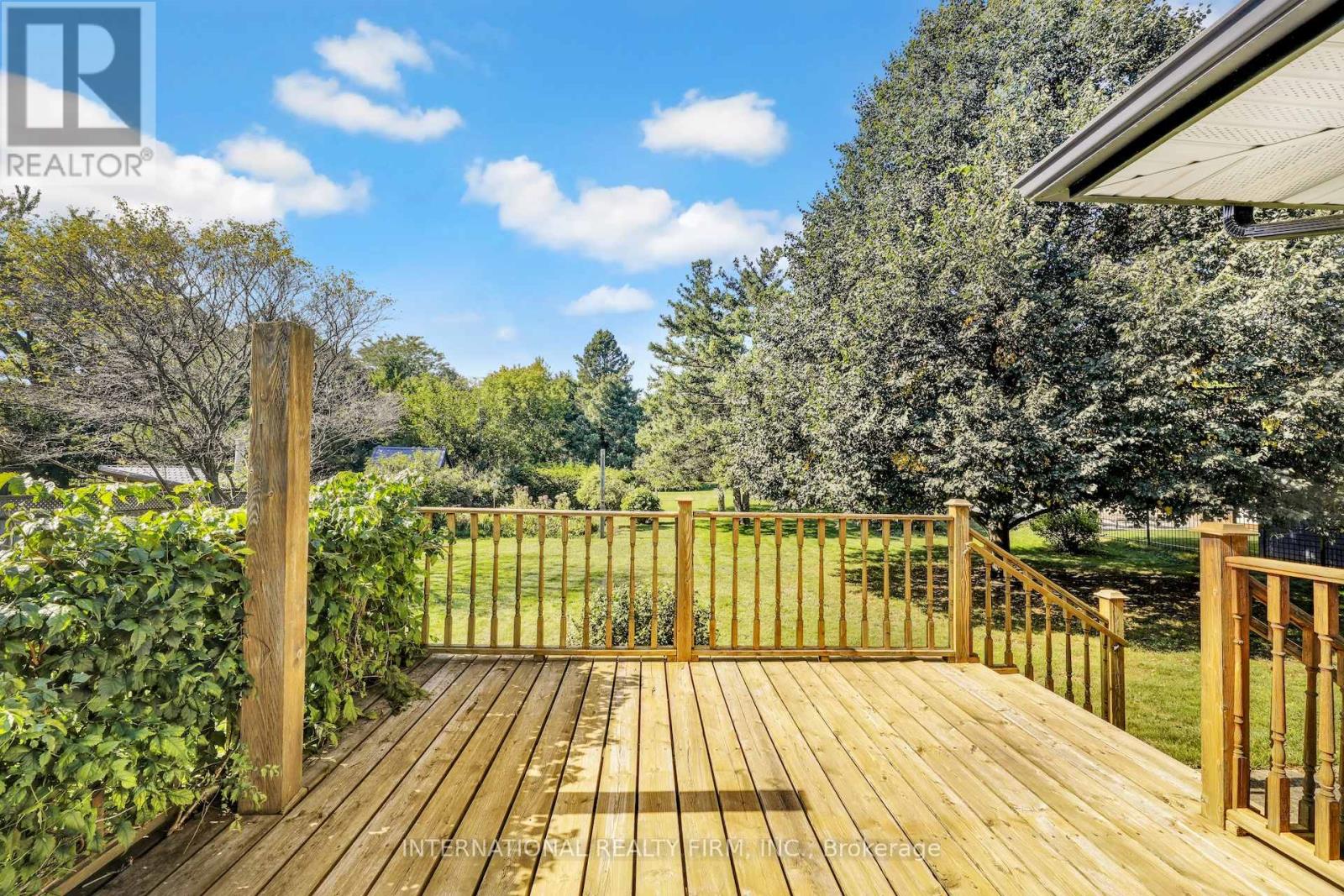 33 Ridgeway Avenue, Guelph, Ontario  N1L 1G9 - Photo 14 - X12353461